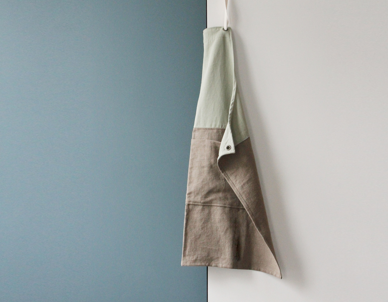 COLOR BLOCK APRON_Mint/Khaki